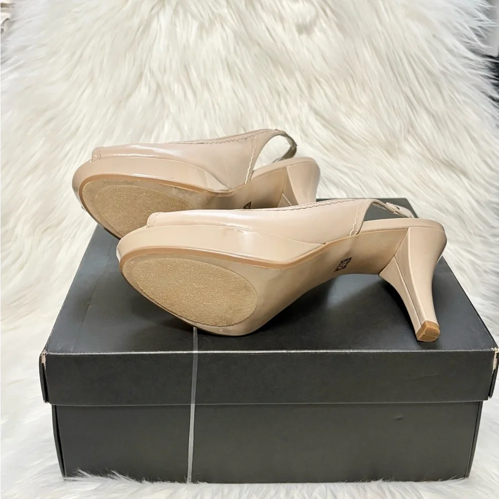 Ann Klein Stiletto Heels 💛 - Picture 5 of 6